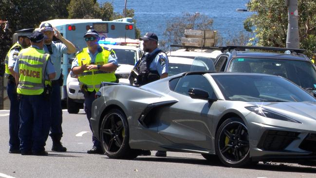 Police assess the scene that saw Bondi Rd shut for a considerable amount of time on Sunday. Credit: OnScene Bondi