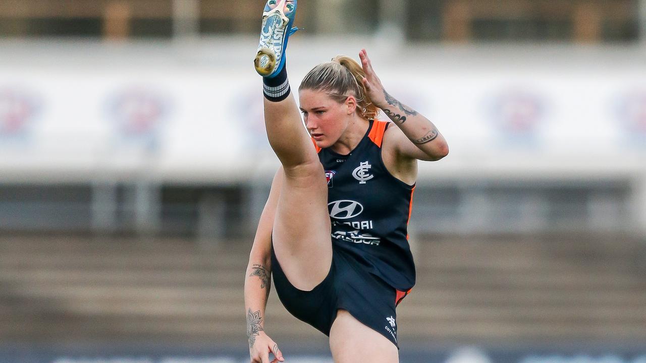 I love my muscles': NRLW star Julia Robinson calls out online body