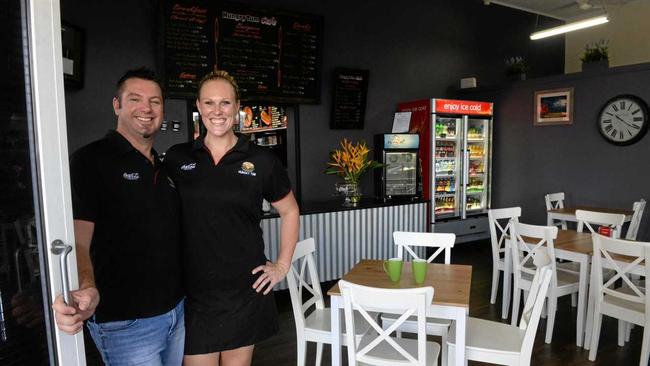 NEW ADDITION: Lockie and Gelinda Hawkins in the Hungry Tum café that has the option of delicious sit down meals. Photo: Mike Knott / NewsMail. Picture: Mike Knott BUN100215TUM2