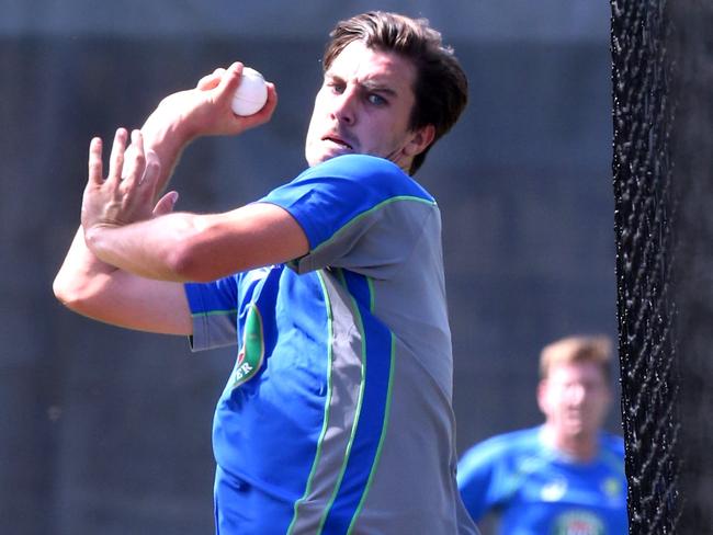 Australian cricketers could find themselves locked out of training facilities from July 1 if the pay dispute is not resolved.