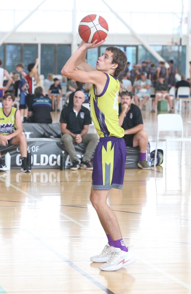 Basketball QLD U18's State Championships 2024 semi-finals day. Div 5 and 6. Yellow South Burnett vs. Sunshine Coast Rip City. 13 January 2024 Carrara Picture by Richard Gosling