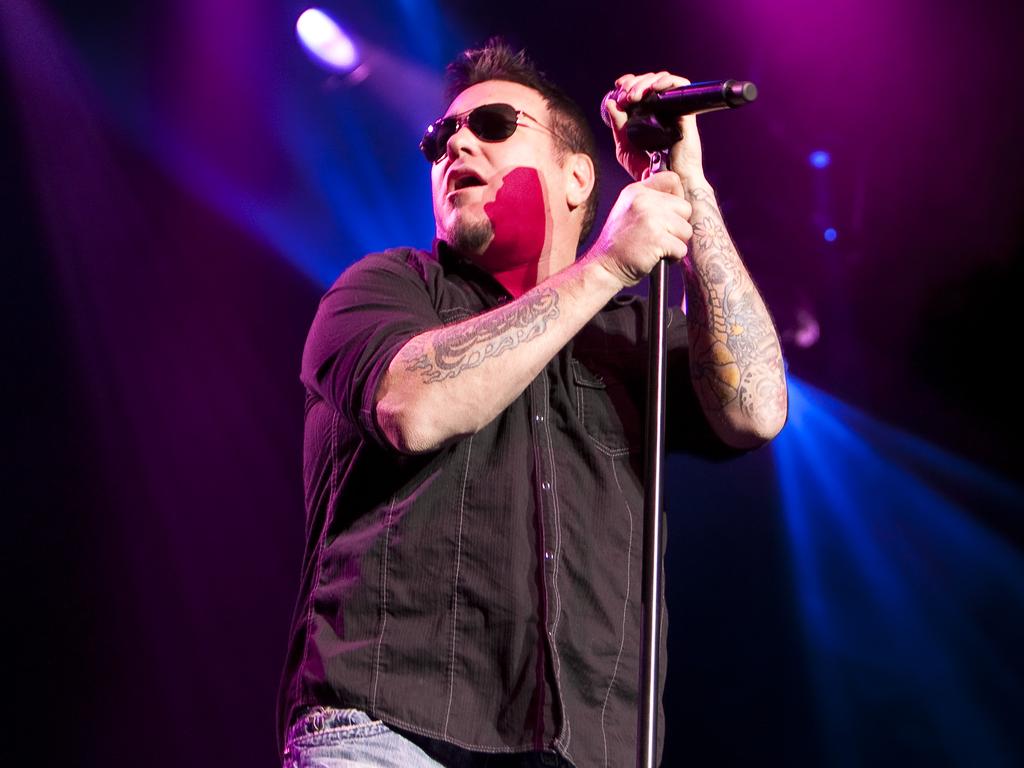 Smash Mouth's Steve Harwell 'on deathbed,' TMZ reports