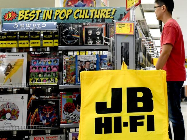 Warning as popular retailer stockpiles