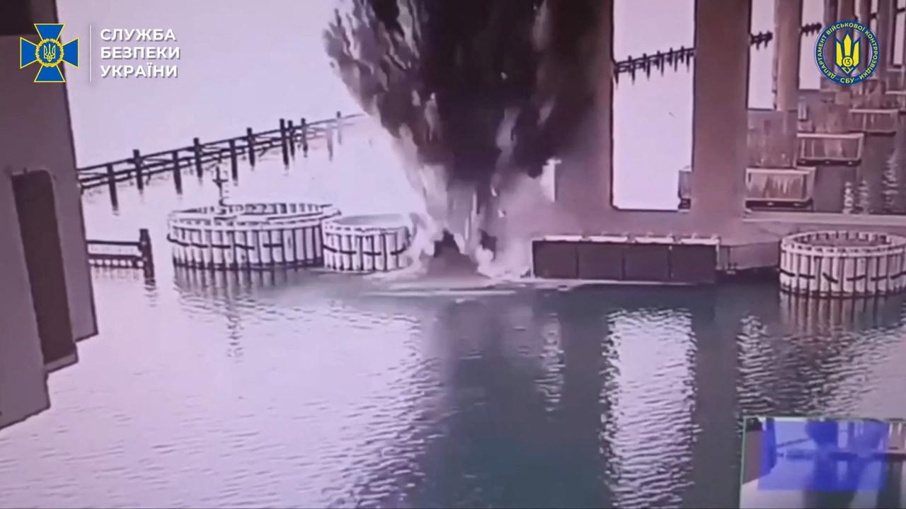 Ukraine claims fresh attack on Crimean bridge