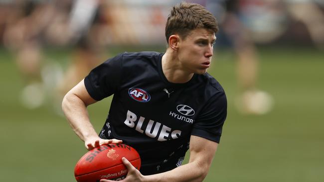 Sam Walsh hit the ground running in his first game for 2024. Picture: Darrian Traynor/Getty Images