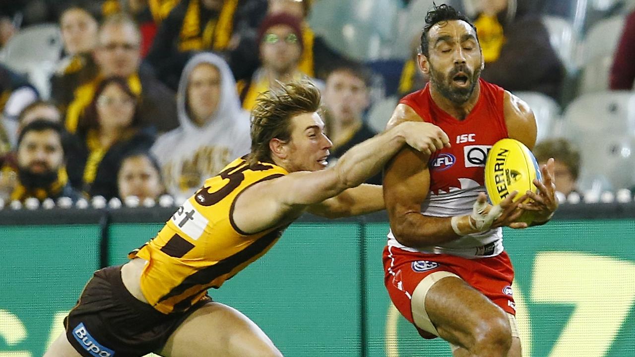Hawthorn will show its support for Adam Goodes ahead of their clash with Sydney on Friday night. Photo: Michael Klein