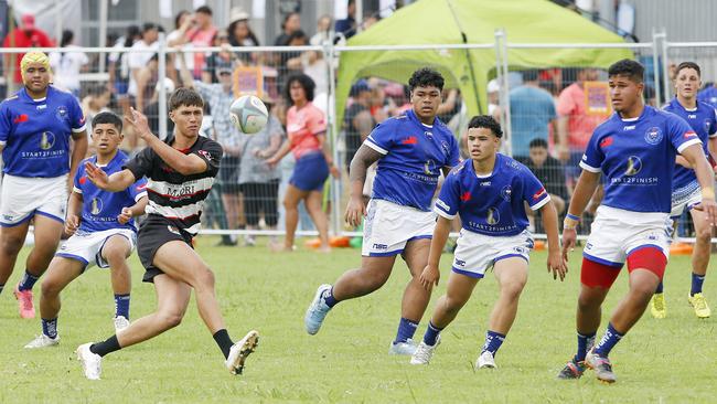 The U16 grand final between NSW Maori and Samoa.