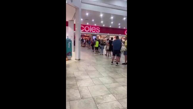Huge Lines Outside Cairns Supermarket as Floodwaters Ease