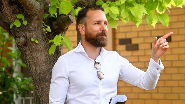 Barry Plant, Highton auctioneer Kieron Hunter was kept busy at the auction of 100 Apex Ave, Belmont. Picture: Glenn Ferguson