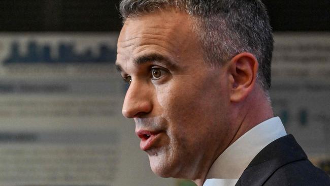 ADELAIDE, AUSTRALIA - NewsWire Photos MAY 8, 2024: Premier Peter Malinauskas makes a funding announcement for Artificial Intelligence at the Australian Institute of Machine Learning. Picture: NCA NewsWire / Brenton Edwards