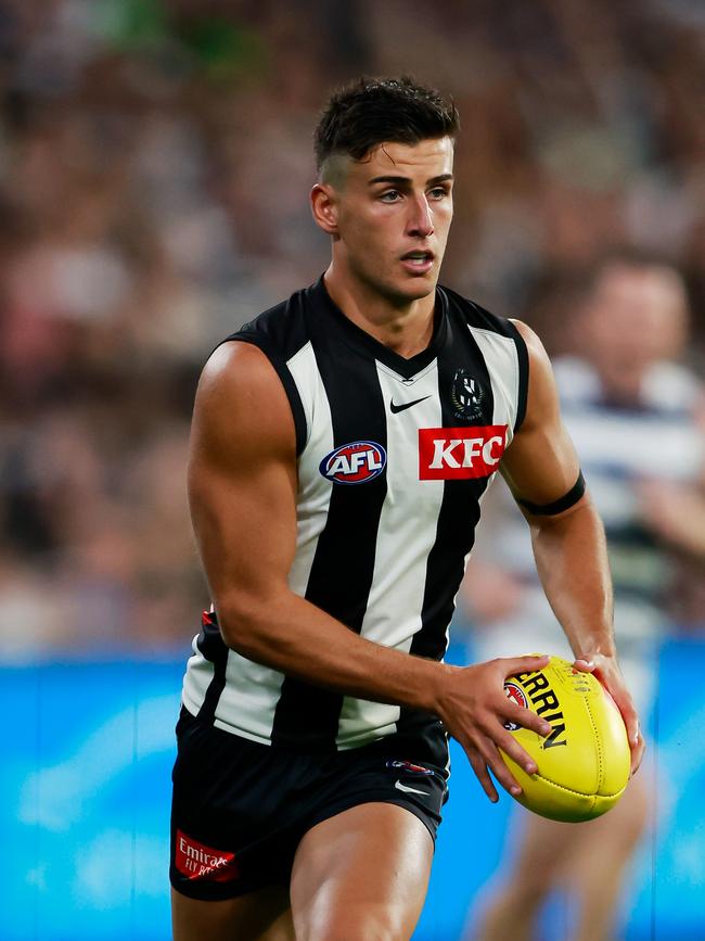 Nick Daicos can keep his feet like Jason Akermanis. Picture: Dylan Burns/AFL Photos via Getty Images