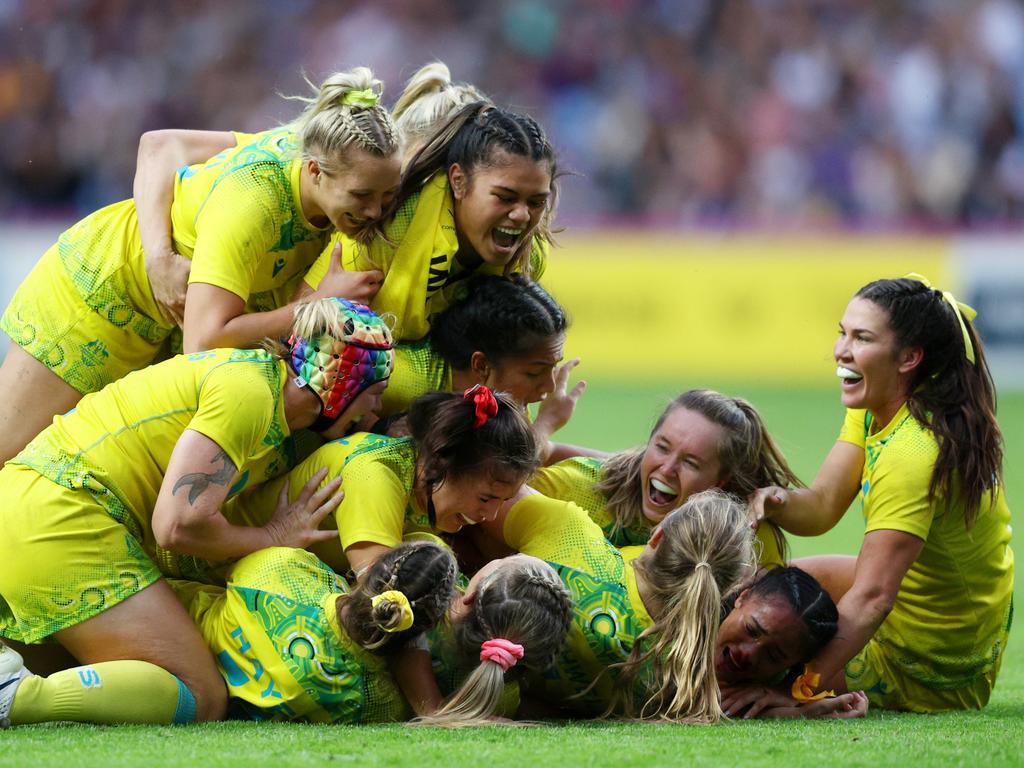 Australia celebrates after beating New Zealand in the semi final. Picture: Richard Heathcote/2022 Getty Images