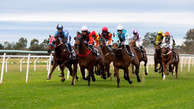 Lockyer Valley Turf Club, Gatton Cup. June 26, 2021. PHOTO: Ali Kuchel