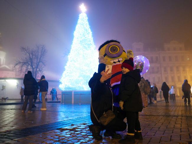 Russia launches deadly Christmas strike on Zelenskyy’s town