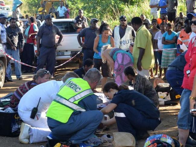 Bus crash involving passengers from P&O's Pacific Dawn in Vanuatu. pic : Glenda Willie/Vanuatu Daily Post