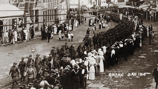 Anzac Day procession through the streets of Brisbane, 1916 Picture: Oxley Library, State Library of Queensland