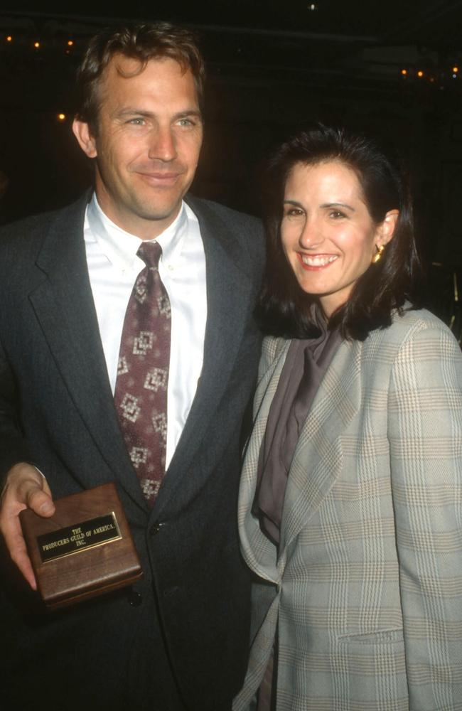 With first wife Cindy Costner, who he was married to from 1978 to 1994. Picture: Barry King/Alamy Stock Photo