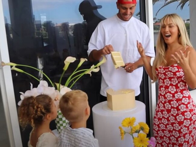 Tammy Hembrow has announced the gender of her third baby