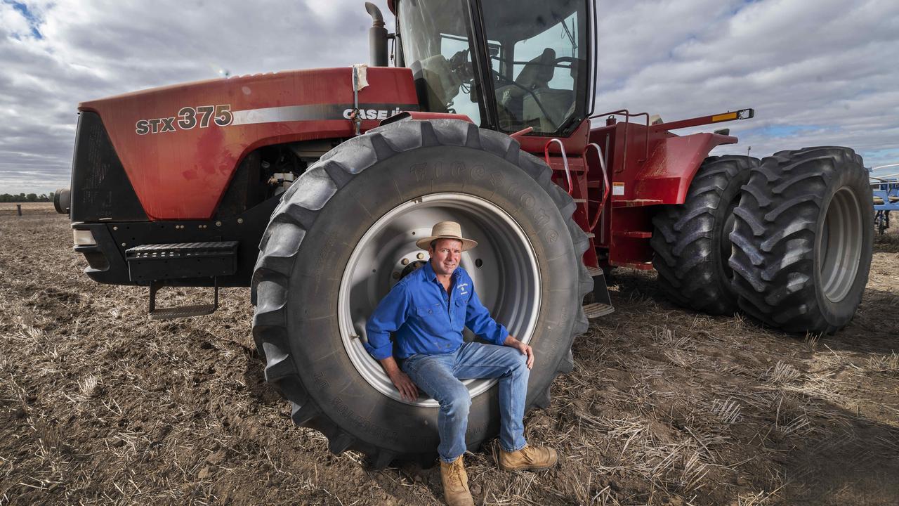 No water and dry conditions leave Geelong farmers reeling