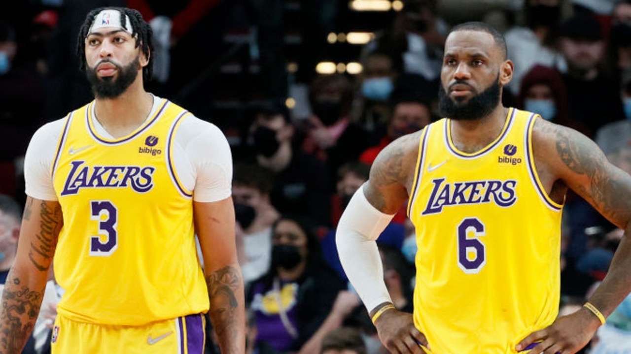 Lakers News: LeBron James & Anthony Davis Progressing Well Through Foot  Injuries 