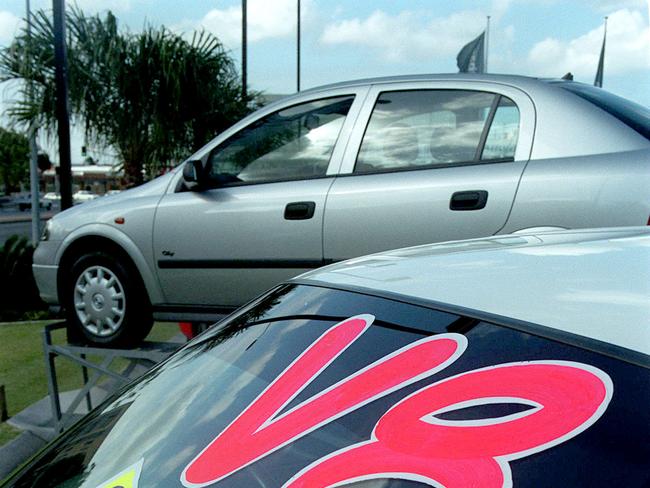 Jan 1999 generic Pic Suzanna/Clarke dealerships - Eagers Holden Used  Cars dealer sales car yard at Newstead motor vehicles advertising sales stickers