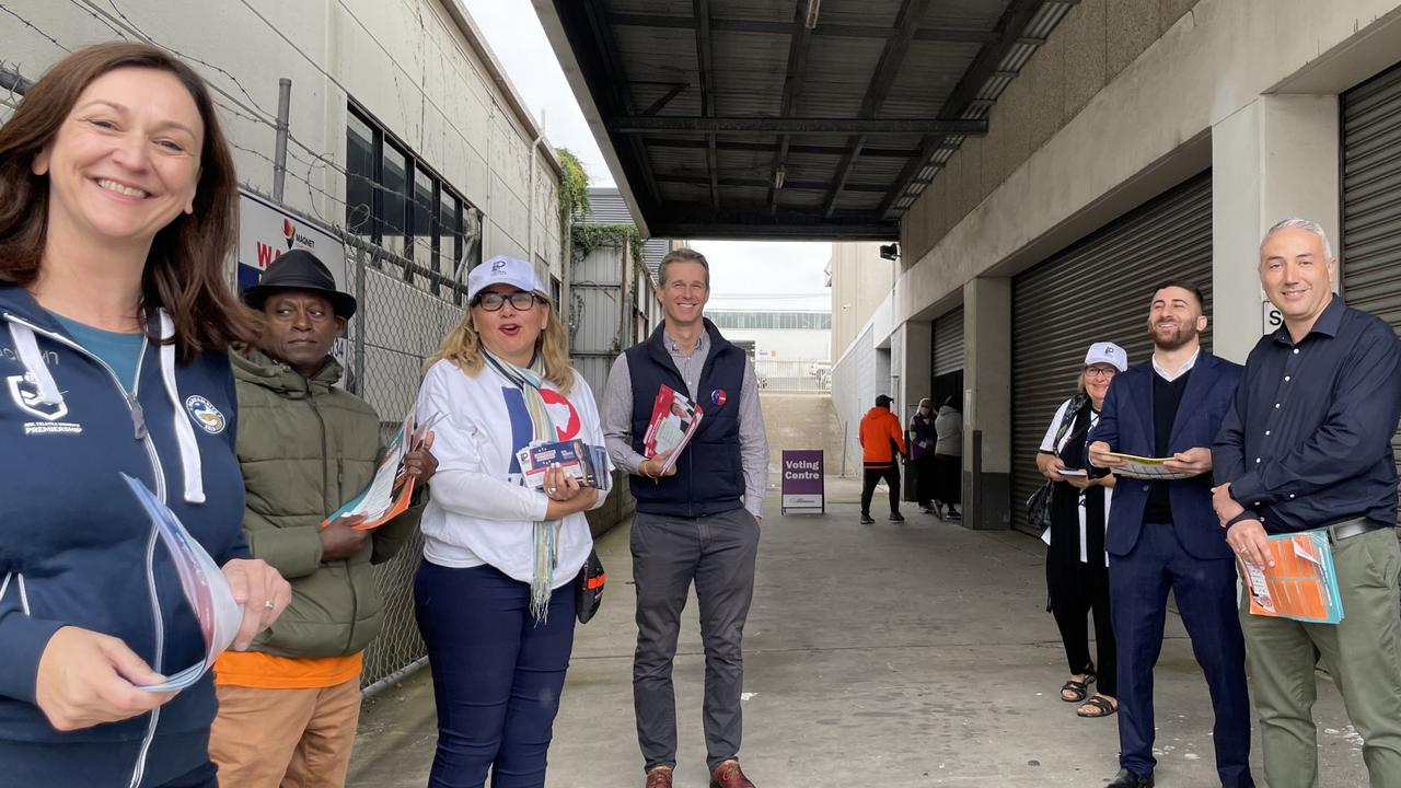 Parramatta candidates at the Dixon St pre-poll booth Maria Kovacic (Liberal), Liza Tazewell (third from left), Andrew Charlton (Labor), Julian Fayad (United Australia Party and Steve Christou (independent).