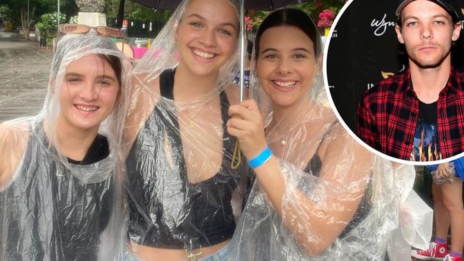 Louis Tomlinson fans queue outside Riverstage ahead of his concert tonight. Photo: Rose Innes