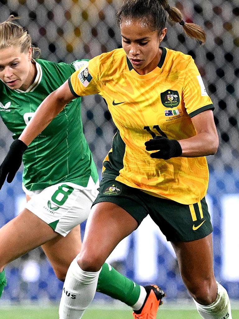 Mary Fowler of the Matildas breaks away from the defence. Photo: Bradley Kanaris/Getty Images