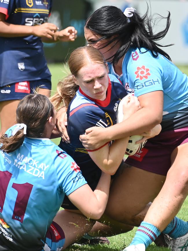 Harvey 19s girls Clydesdales v Cutter. Picture, John Gass