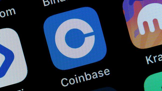 15 June 2022, Baden-Wuerttemberg, Rottweil: The application apps of cryptocurrency exchanges Crypto.com, Binance, KuCoin, BlockFi, Coinbase, Kraken, Bison, Bitfinex and Bitpanda are seen on the display of an iPhone SE. Employees are being laid off at numerous cryptocurrency firms. Photo: Silas Stein/ (Photo by Silas Stein/picture alliance via Getty Images)