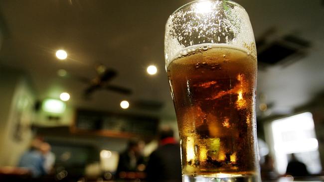 Beer glass generic.
