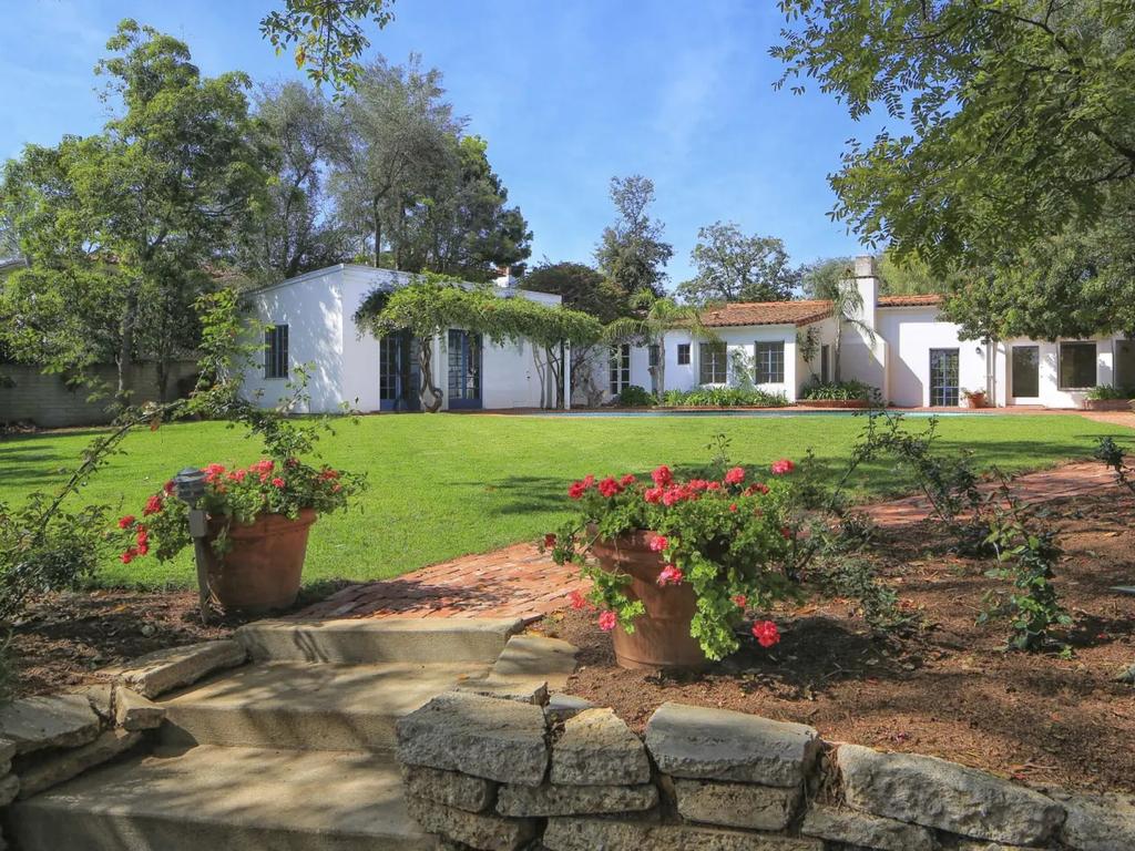 Marilyn Monroes Final Home In La Saved From Demolition The Cairns Post 3963