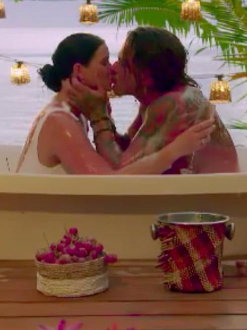 Britt and Timm on Bachelor In Paradise.