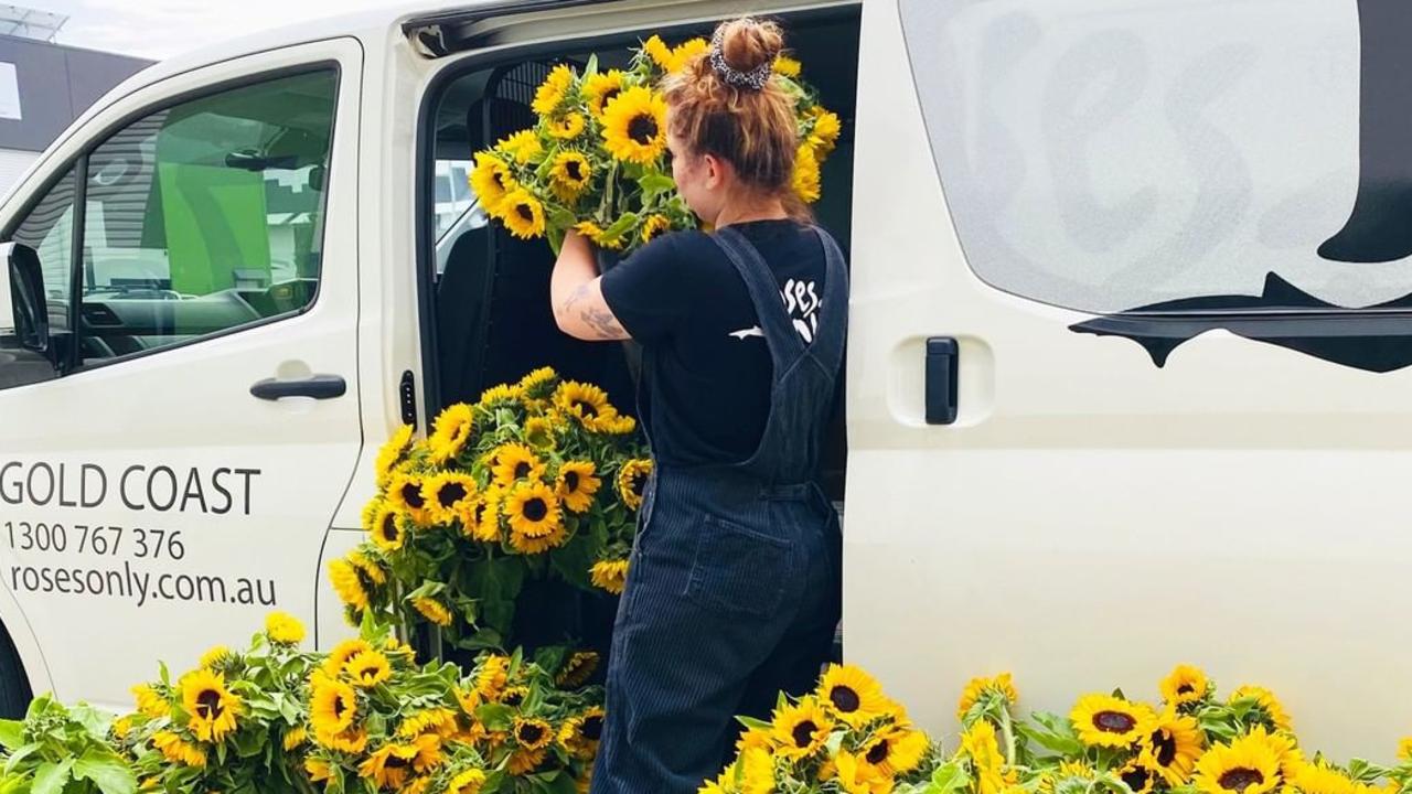 Robertson flowers arrive in the big smoke.