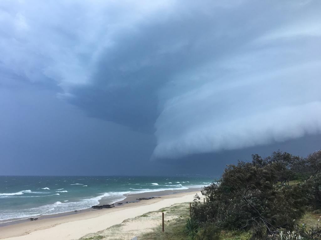 The severe storm approaches Mudjimba on Sunday.