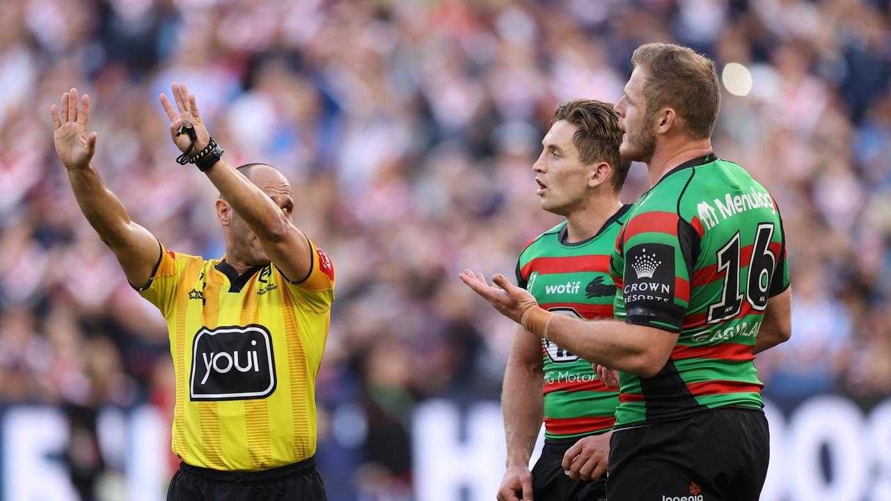 SYDNEY, AUSTRALIA - SEPTEMBER 11: Thomas Burgess of the Rabbitohs is sent to the sin bin by referee Ashley Klein during the NRL Elimination Final match between the Sydney Roosters and the South Sydney Rabbitohs at Allianz Stadium on September 11, 2022 in Sydney, Australia. (Photo by Mark Kolbe/Getty Images)