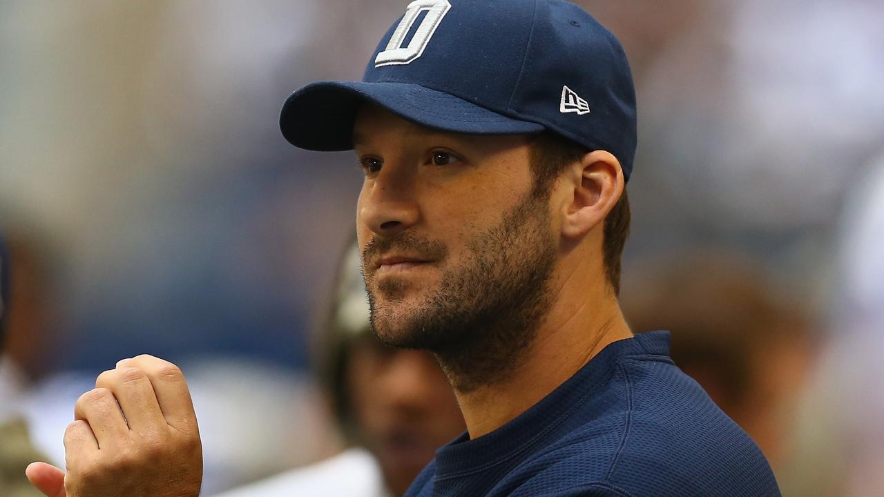 ARLINGTON, TX - NOVEMBER 02: Tony Romo #9 of the Dallas Cowboys on the sidelines during a game against the Arizona Cardinals at AT&T Stadium on November 2, 2014 in Arlington, Texas. Ronald Martinez/Getty Images/AFP == FOR NEWSPAPERS, INTERNET, TELCOS & TELEVISION USE ONLY ==