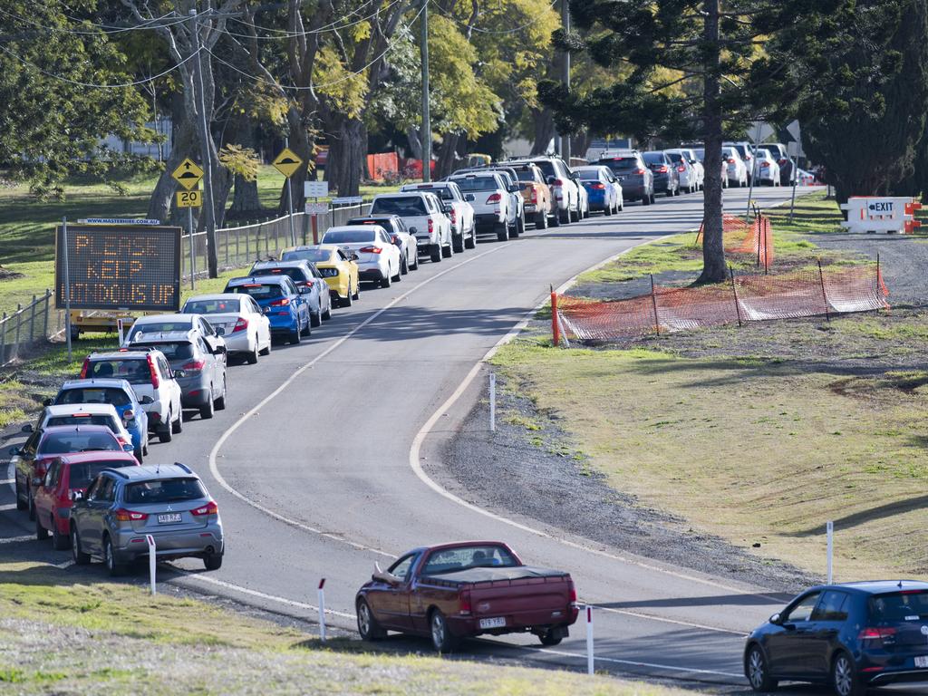 Coronavirus Queensland: Pictures reveal testing chaos as ...