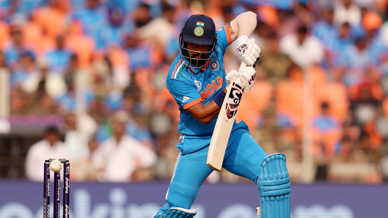 KL Rahul cuts behind point. (Photo by Robert Cianflone/Getty Images)