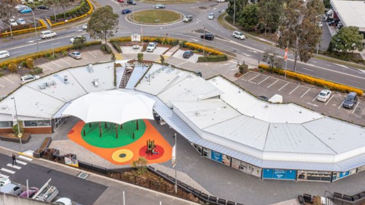 The Lloyd Group constructed the Food Ribbon at the Crossroads Homemaker Centre at Casula.