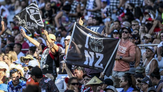 An estimated 22,000 fans attended day one of the Auckland Nines.