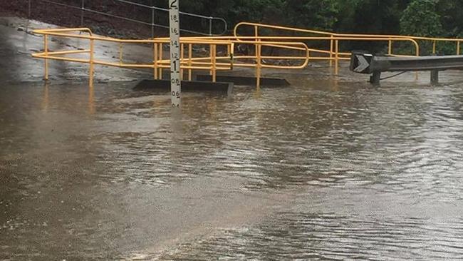 Pine Rivers flood at Young’s Crossing.