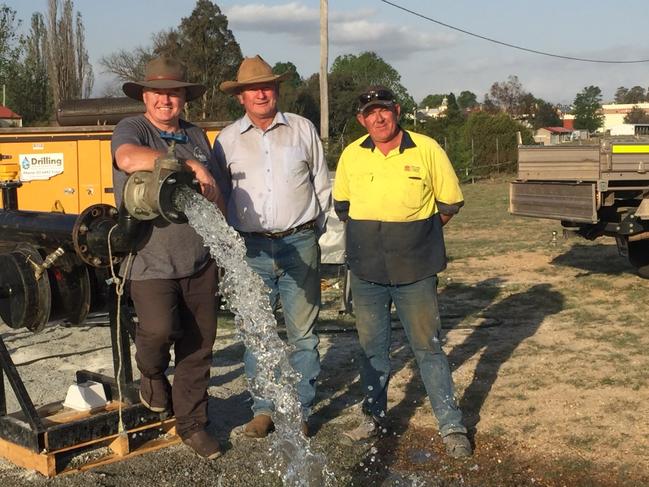 Tenterfield Shire Council chief executive Terry Dodds and Mayor Peter Petty with Michael Wilson of Water Resources Drilling, Dubbo. Supplied Facebook