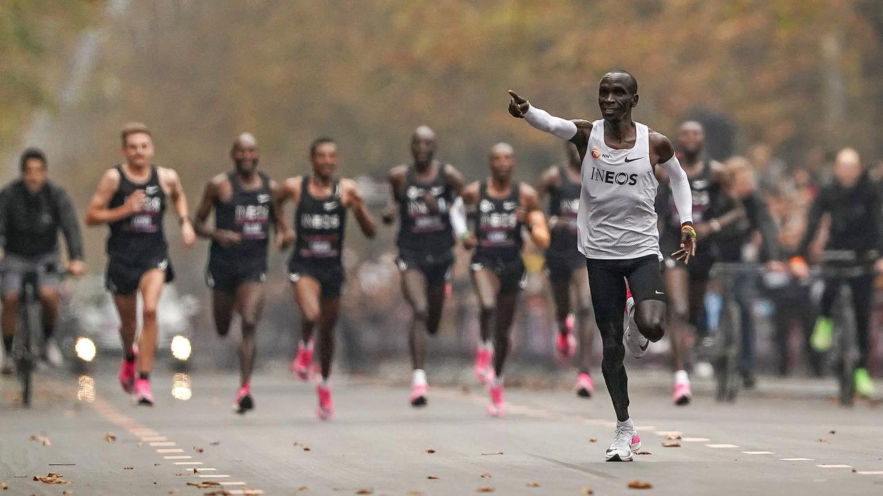 kipchoge 2 hour marathon shoes