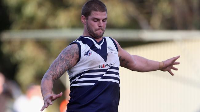 Cameron Cloke during his time at Bundoora.