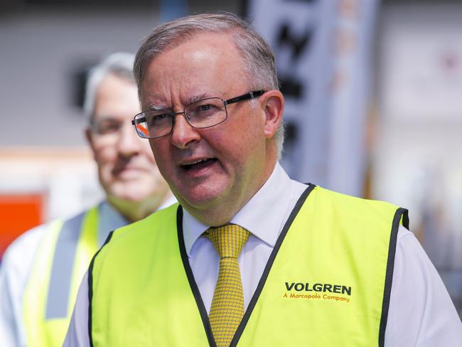 MELBOURNE, AUSTRALIA - NewsWire Photos December 14th, 2020:Anthony Albanese, MP and Leader of the Australian Labor party visits the bus manufacturer Volgren in Dandenong South in Melbourne today.Picture: NCA NewsWire / Wayne Taylor