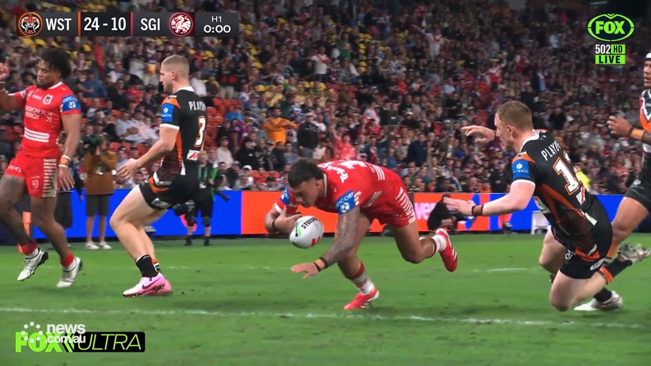 Bula goes length of the field after Dragons bomb certain try