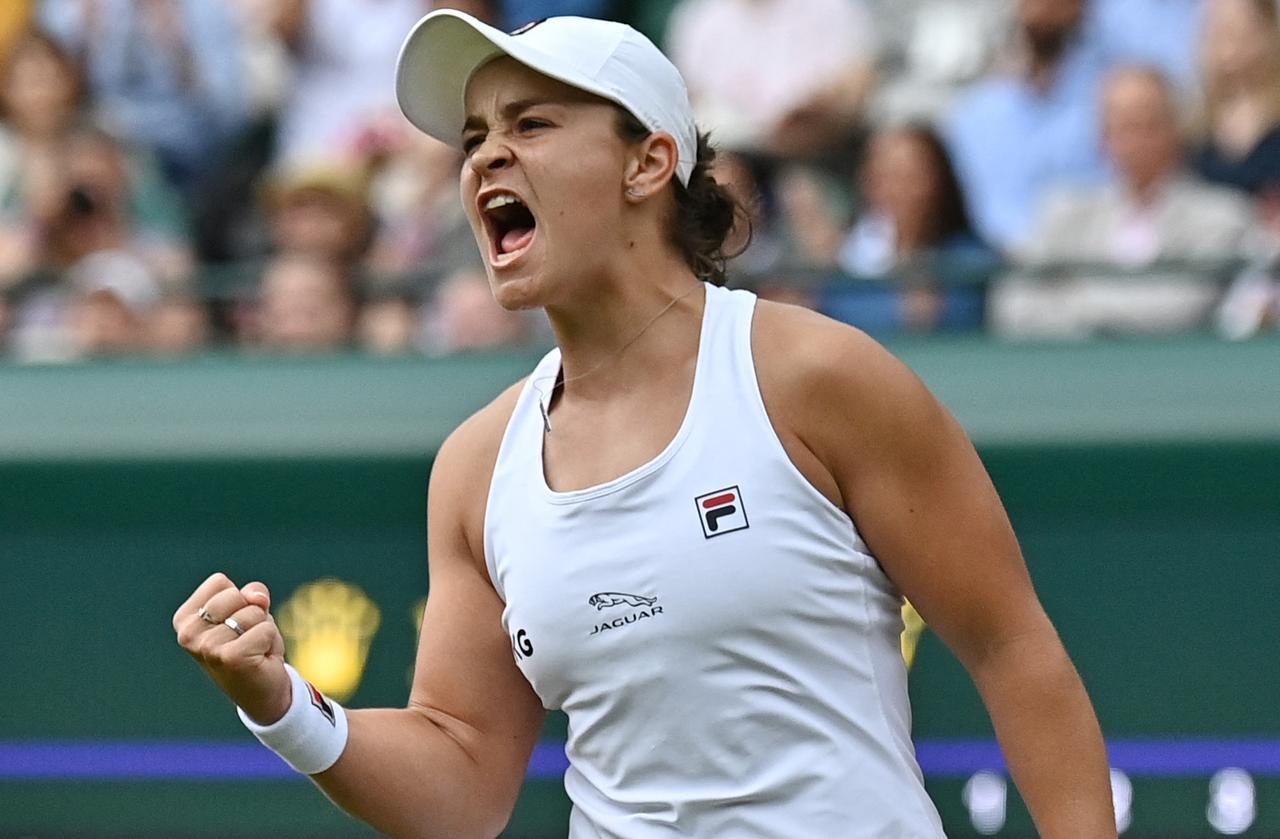 Ash Barty makes light work of fellow Australian Ajla Tomljanovic.