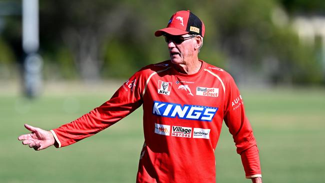 BRISBANE, AUSTRALIA - FEBRUARY 03: Coach Wayne Bennett gives directions during a Dolphins NRL training session at Kayo Stadium on February 03, 2023 in Brisbane, Australia. (Photo by Bradley Kanaris/Getty Images)