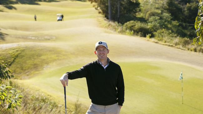 Golf pro James McDonald at North Turramurra golf course. AAP IMAGE/ Tim Pascoe